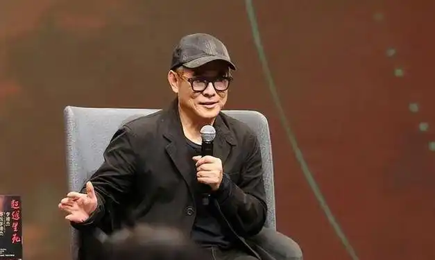 李连杰:从"银幕英雄"到晚年的快速转变简介:李连杰在影迷心中的形象他