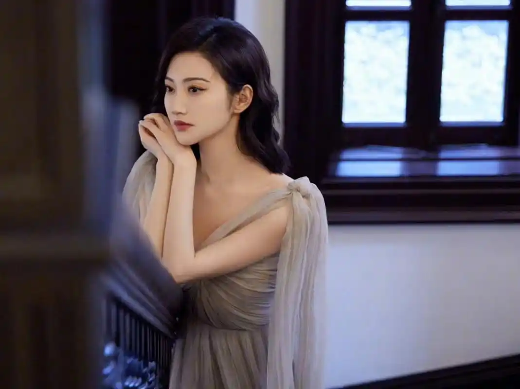 都在深扒景甜的"私密照",这样对待无辜的女孩,你们是疯了吗?