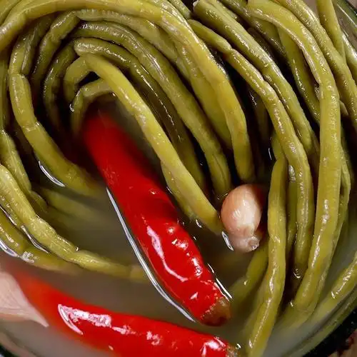 广西酸豆角老坛腌制泡豇豆酸脆咸菜螺蛳粉配菜商用可批发长条酸豆角