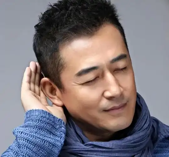 同是王志飞的骨肉李健和张定涵的孩子却过上了完全相反的生活