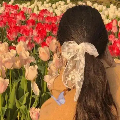 唯美高清花海中的头像 高清头像图片大全 -【爱个性】