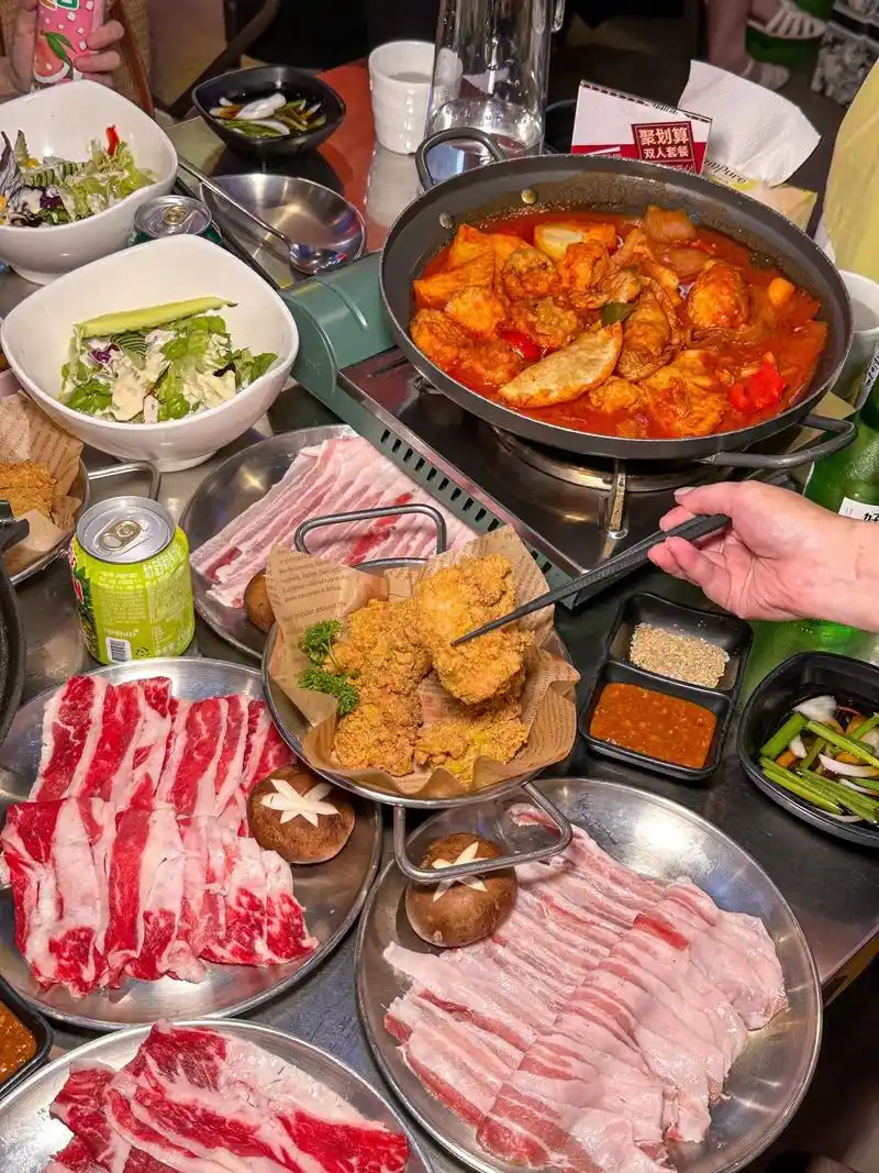 不在韩国!开在成都社区楼下韩式大排档.没想到,在成都还藏着这 - 抖音