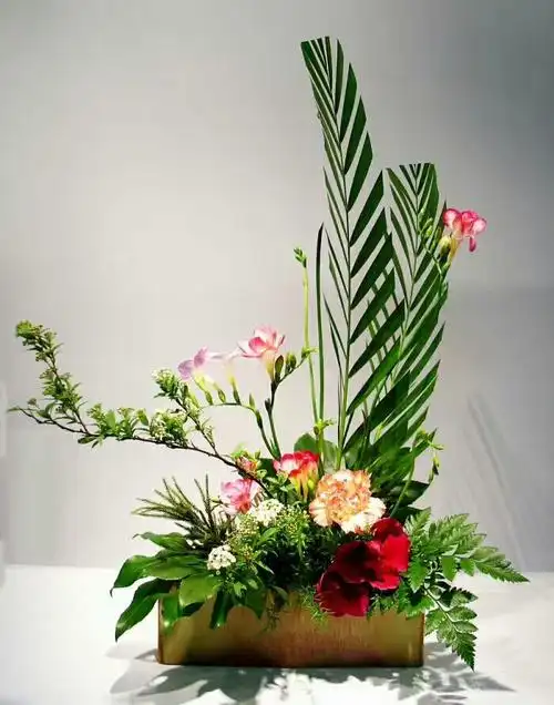 美食每刻,精美盘饰.