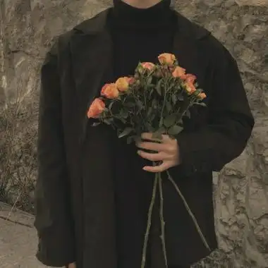 比较文艺的半身手捧花男头像高清图片