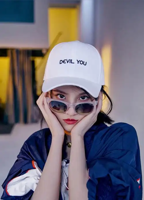 张慧雯个性百变时尚写真图片