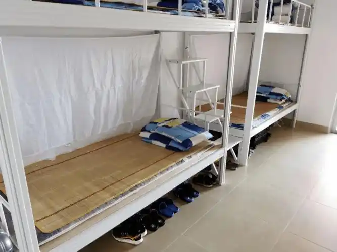 广州25所民办初中宿舍情况汇总!_住宿