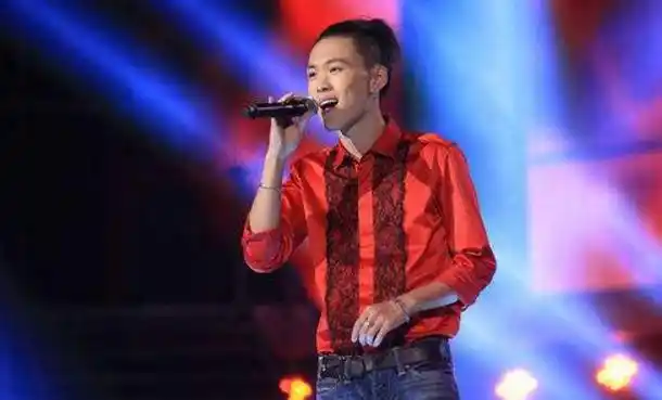 因好声音一夜成名的张玮8年后沦为小配角如今不温不火