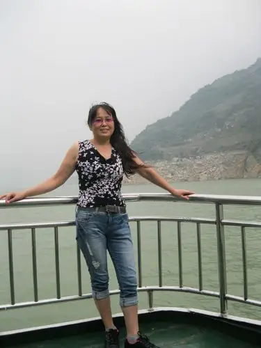 55岁离异女征婚照片(id:52519839)_四川绵阳征婚交友_珍爱网