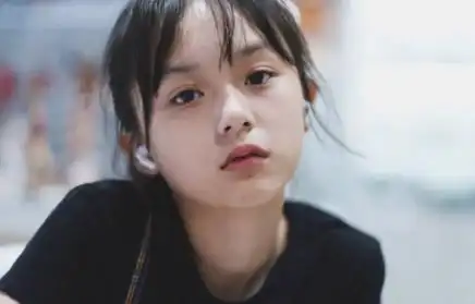 曝14岁刘楚恬文化课成绩,科科优异接近满分,网友惊呼:真学霸!