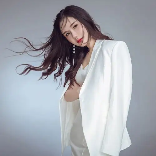 歌手孙艺琪巜酒醉的蝴蝶》《情火》-情火- 全民k歌,ktv交友社区