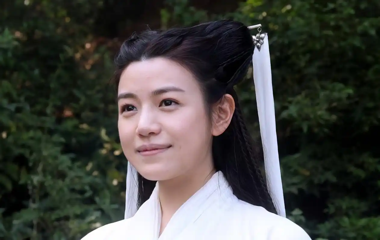 《神雕侠侣》中,金轮法王实力到底如何,为何他打不过小龙女?