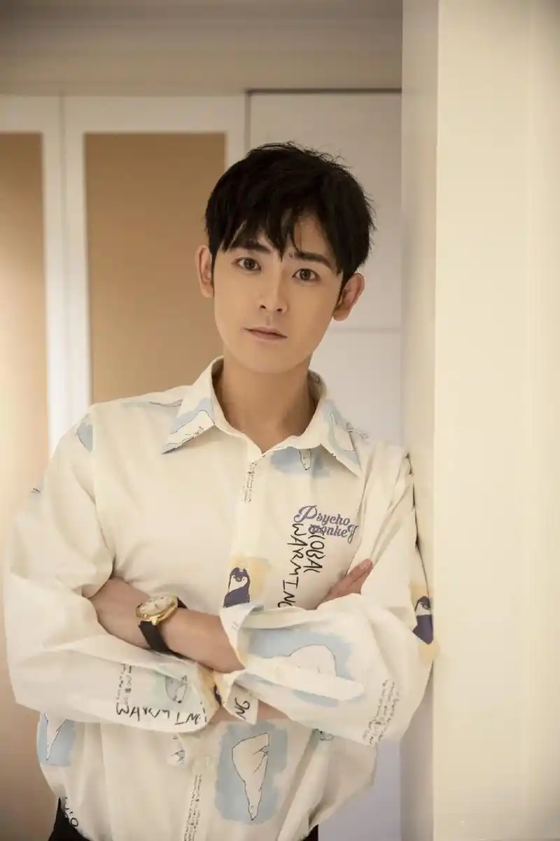 拿图吱声 分享泽哥照片(1) #我又来送图啦 #李欣泽 #李 - 抖音