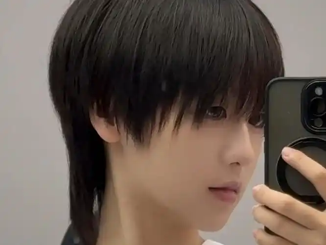 中性风.日系发型.