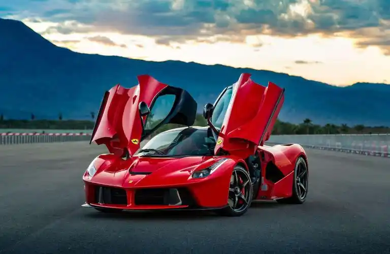 第8位 法拉利拉法(ferrari laferrari)