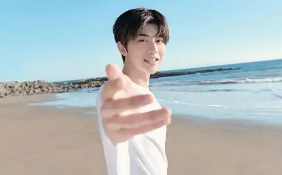 蔡徐坤个人资料哪里人简介身高年龄三围图片