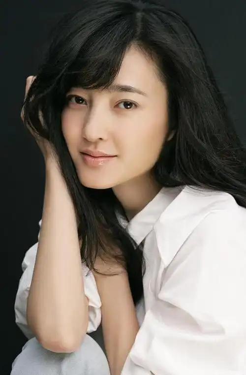 王丽坤和他同居8年把最好的青春都给了他他却转身与别人结婚