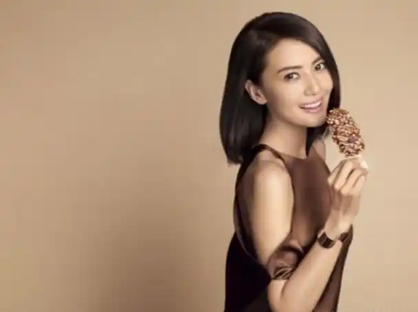 揭露"国民女神"高圆圆不为人知的一面