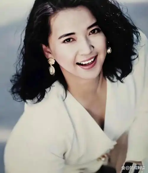 70年代,台湾的电影圈风头正盛,有四名女星因为一张罕见的留影而成为