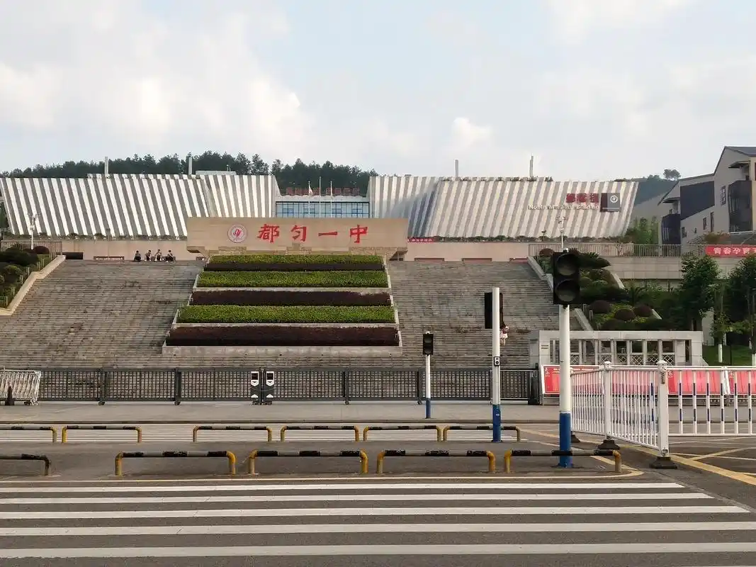 只有照片能记录这份珍贵 !一段情在好,不联系,时时长了,慢 - 抖音