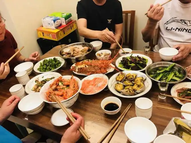 《三亚行之五》南北相聚一家人,一顿温馨年夜饭