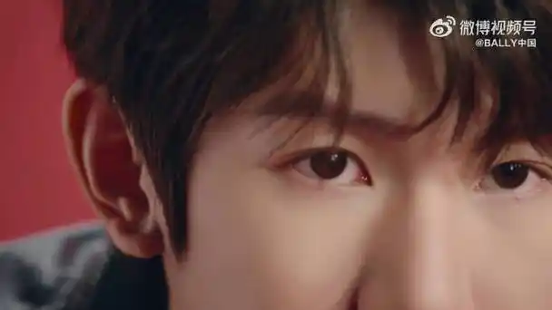 王源春夏大片拍摄花絮 30秒帅气暴击!眼睛特写好好看