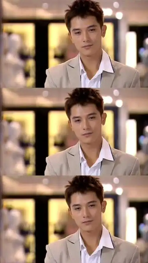 邱泽是真的帅小时候看爱情睡醒了感觉他帅得太直接了