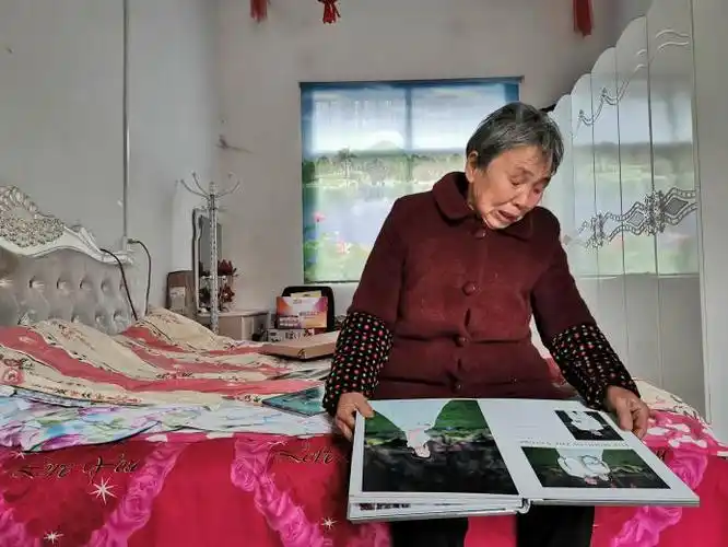 3年内儿孙相继过世,67岁老太备好棺材等死,却怕小孙子无人照顾