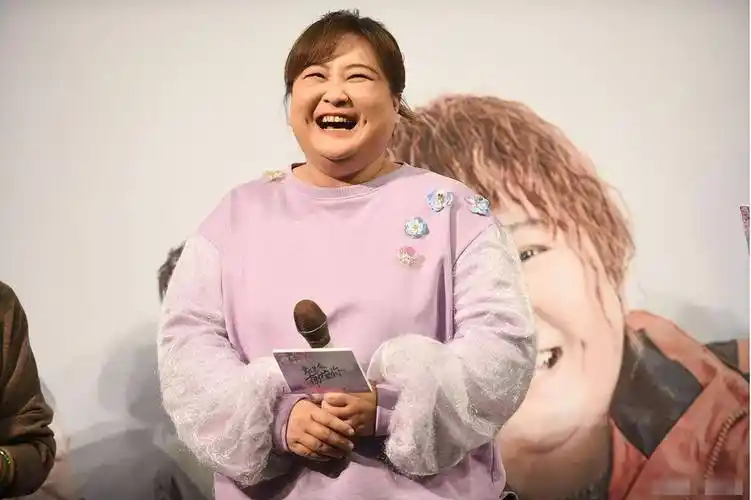 这一次,41岁的贾玲,让世界刮目相看!_观众_合作_相声