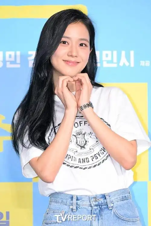 电影走私vip试映会 新闻图96韩国elle八月刊代go【金智秀_kimjisoo
