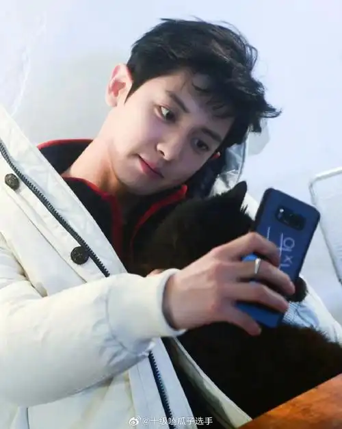 朴灿烈将第三季度solo出道##朴灿烈将solo出道