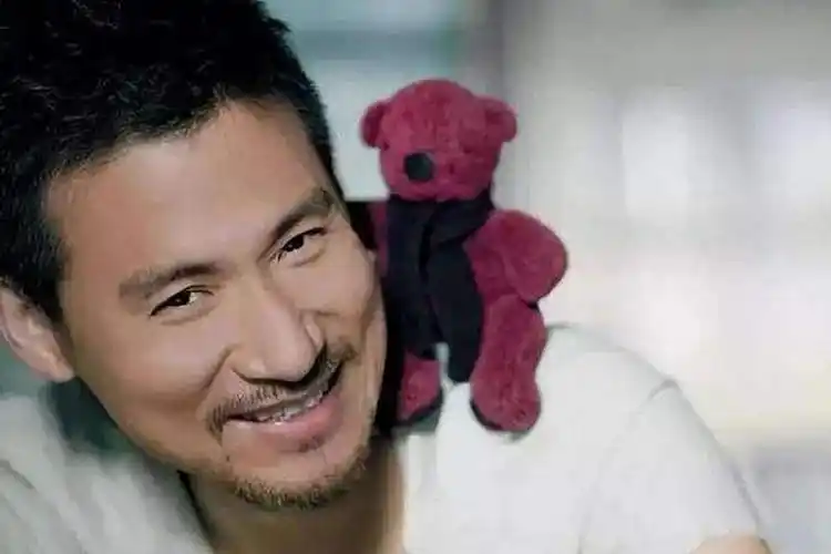 那些被唱歌耽误表演事业的"影帝影后"们 被唱歌耽误