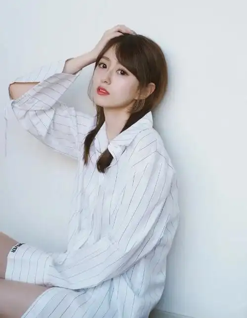 长江以北小七最美腾讯体育nba美女主播王小七