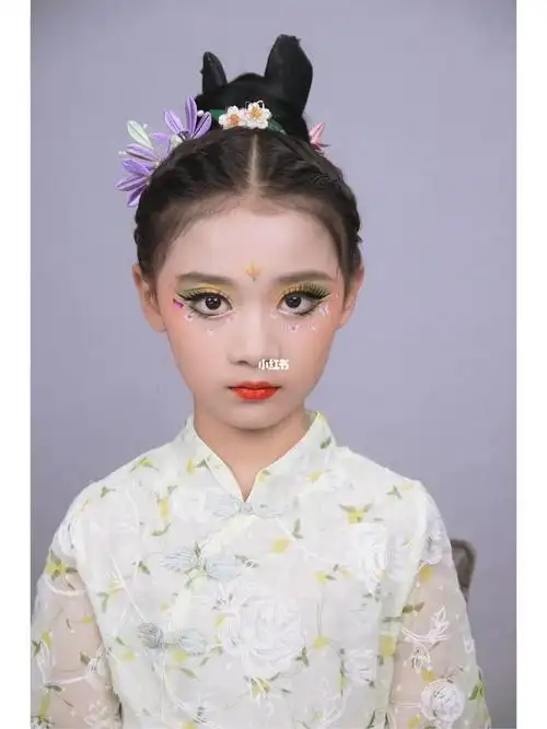 喜欢造型#儿童舞台妆  #星束露水女孩  #舞台妆  #古典舞