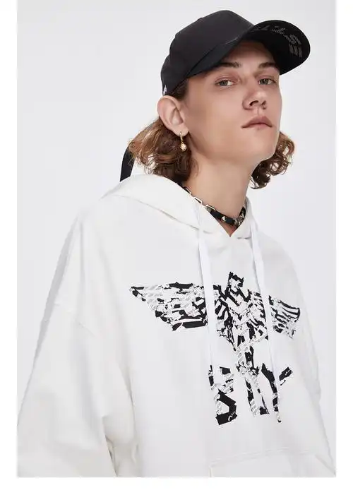 【网上平和堂】boylondon2020秋冬海报感老鹰拼贴印花情侣款卫衣t0