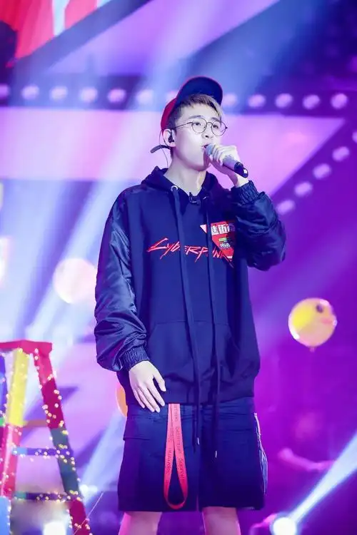 焦迈奇 cr 快乐男声官博 截修 banana_焦迈奇个站