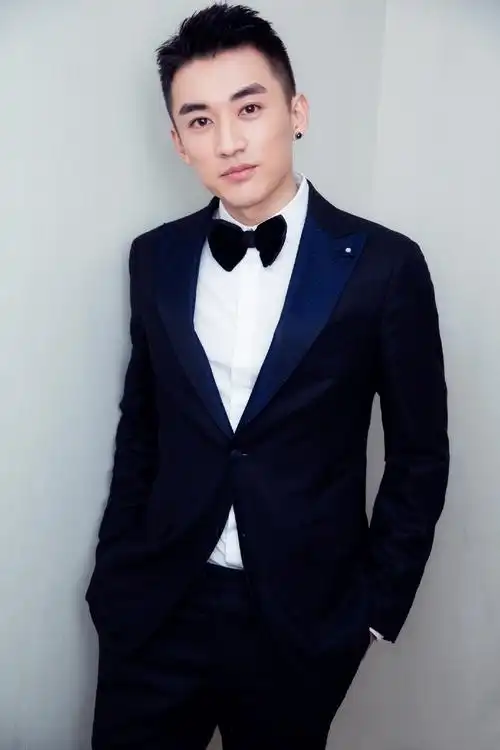 刘学义世界上最好看的人,这笑容可爱酒窝迷人