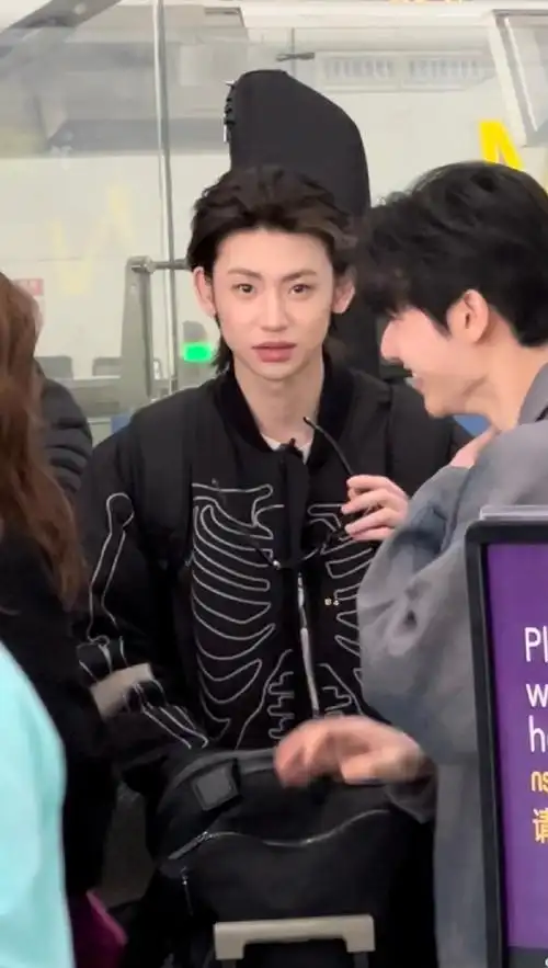 小鬼把更多时间花在音乐上##小鬼飞泰国录制综艺##小鬼王琳凯我虾和