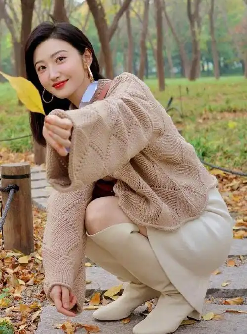 甜甜的景甜户外写真超美