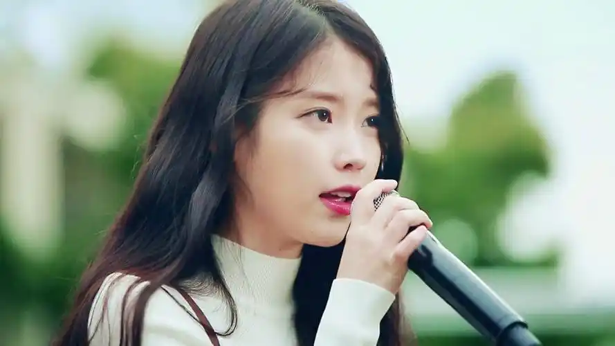 全世界最好的国民女神 iu 李智恩