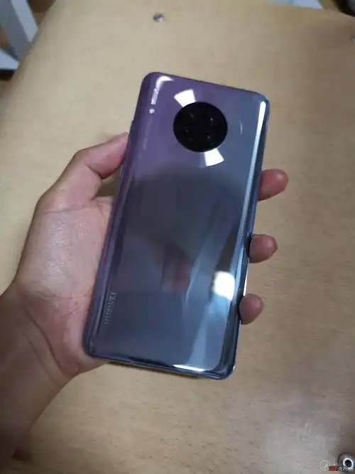 华为mate30维修屏幕多少钱 华为mate30维修价格表