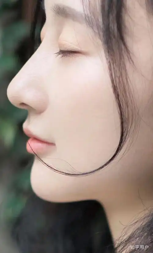 侧脸比正脸好看是种怎样的体验
