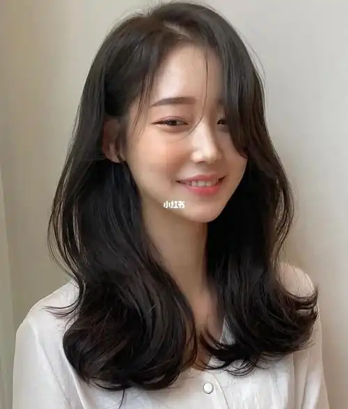 云朵烫清新的发型