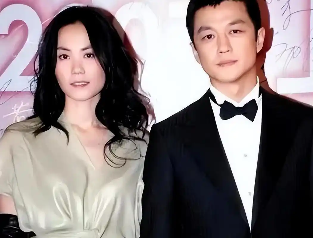 谢霆锋王菲被曝已分手,男方发文回应,回顾过往纠缠不清的锋菲恋最新