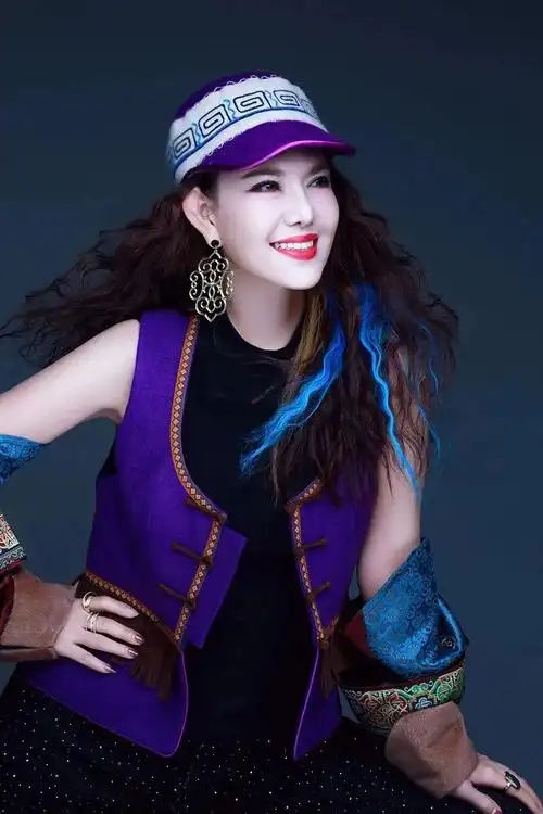 强强联合乌兰图雅海来阿木携手唱响北疆内蒙古流行音乐演唱会将在