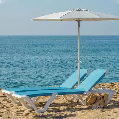 现货批发户外欧式躺椅泳池露天躺床海边休闲塑料西班牙进口沙滩椅