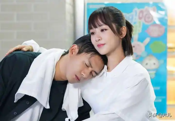 原创杨紫为李现庆生彼此称呼暴露真实关系网友在一起