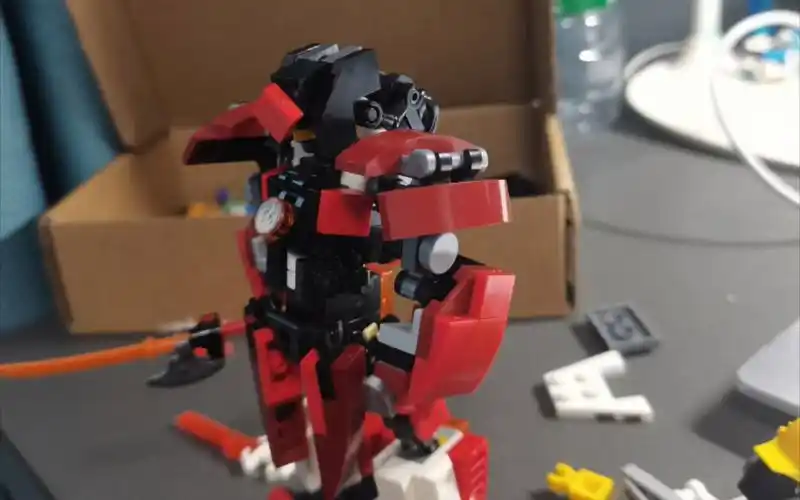 积木迷你机器人半成品