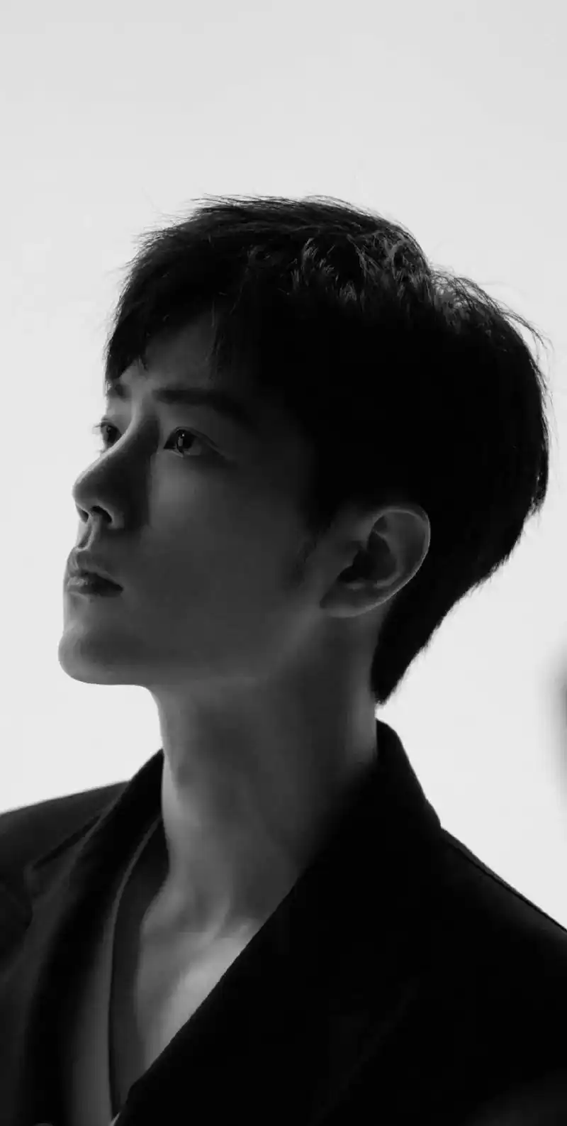 肖战 #黑白系 - 抖音