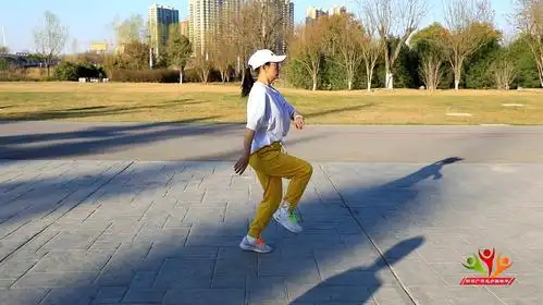 鬼步舞零基础教程《翻滚步》,老师一步一步教,简单好学