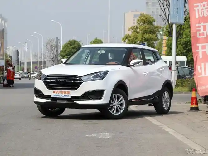 众泰t300 2023款 t300l 1.5l 手动标准型贷款首付50%多少钱可以落地_